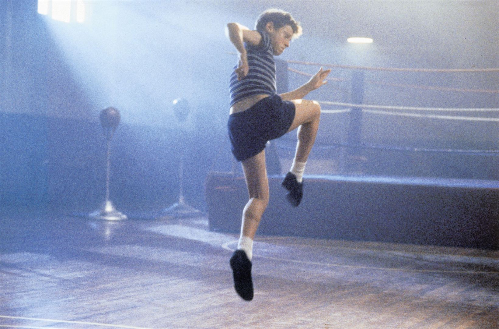 <span  class="uc_style_uc_tiles_grid_image_elementor_uc_items_attribute_title" style="color:#ffffff;">photo film Billy Elliot</span>