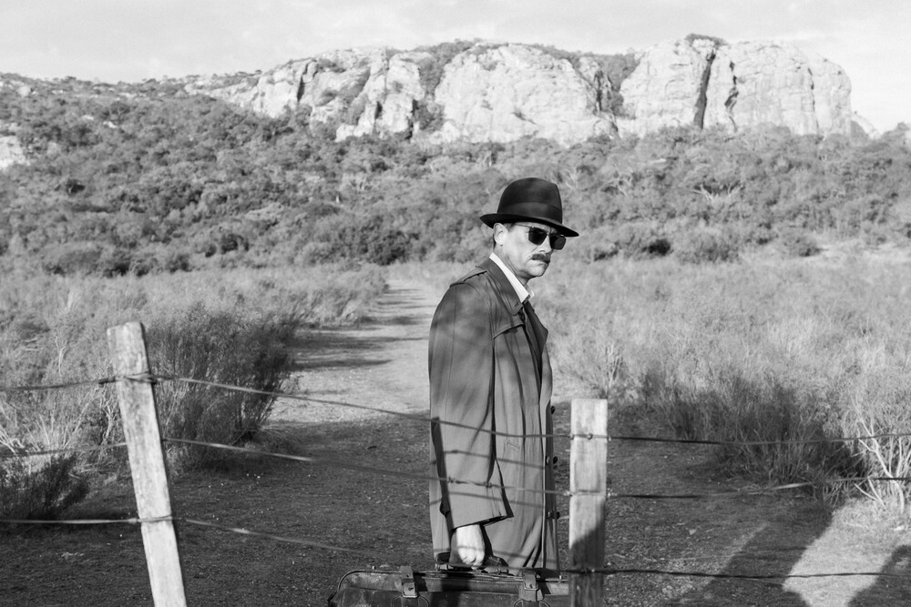 <span  class="uc_style_uc_tiles_grid_image_elementor_uc_items_attribute_title" style="color:#ffffff;">Photos_Josef_MODIF (1)</span>