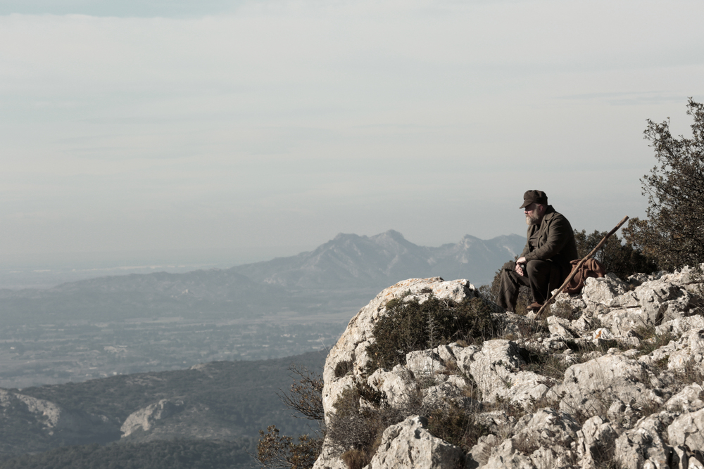 <span  class="uc_style_uc_tiles_grid_image_elementor_uc_items_attribute_title" style="color:#ffffff;">jvaljeanphoto (1)</span>