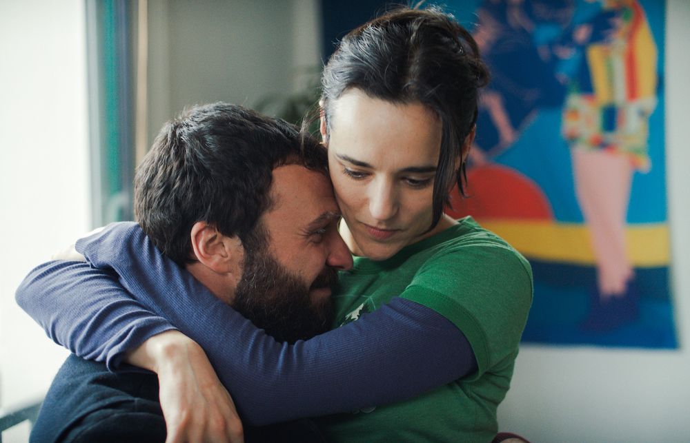 <span  class="uc_style_uc_tiles_grid_image_elementor_uc_items_attribute_title" style="color:#ffffff;">differente_photo1</span>