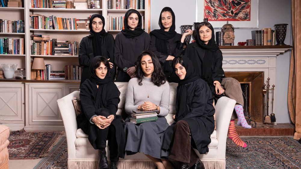 <span  class="uc_style_uc_tiles_grid_image_elementor_uc_items_attribute_title" style="color:#ffffff;">lirelolita_photo4</span>