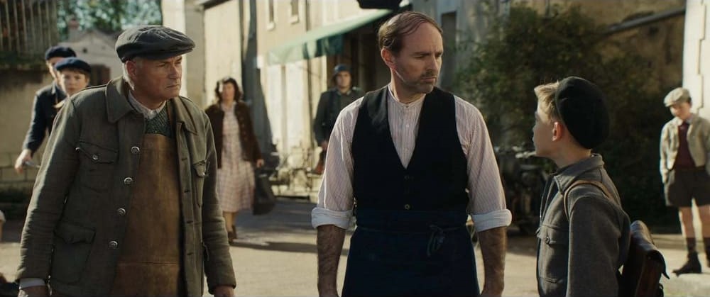 <span  class="uc_style_uc_tiles_grid_image_elementor_uc_items_attribute_title" style="color:#ffffff;">enfantsresistance6</span>